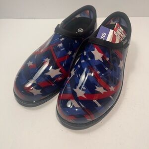Sloggers Clogs Shoes Garden Blue Stars Patriotic Women's Sz 8 Waterproof NEW